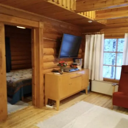 Maentyruka B4 - Rustic Log For 6 In Ruka